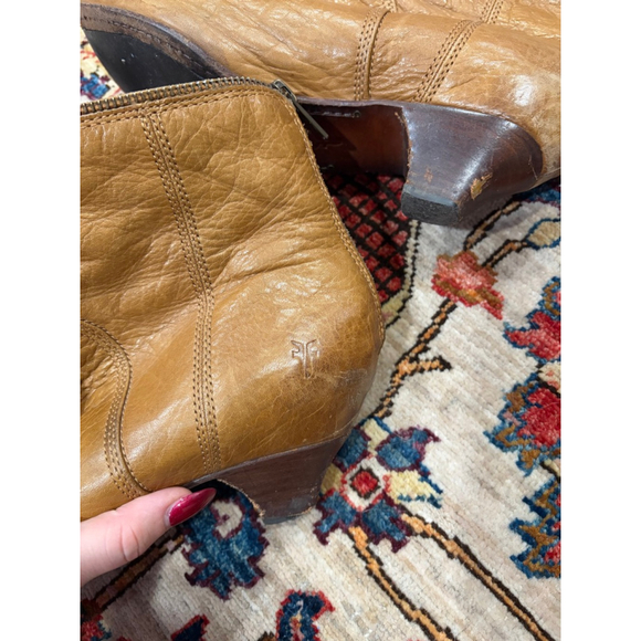 Frye Steffi Zip Short Leather Ankle Boots Tan Distressed Western Women’s Size 9 - Picture 9 of 9
